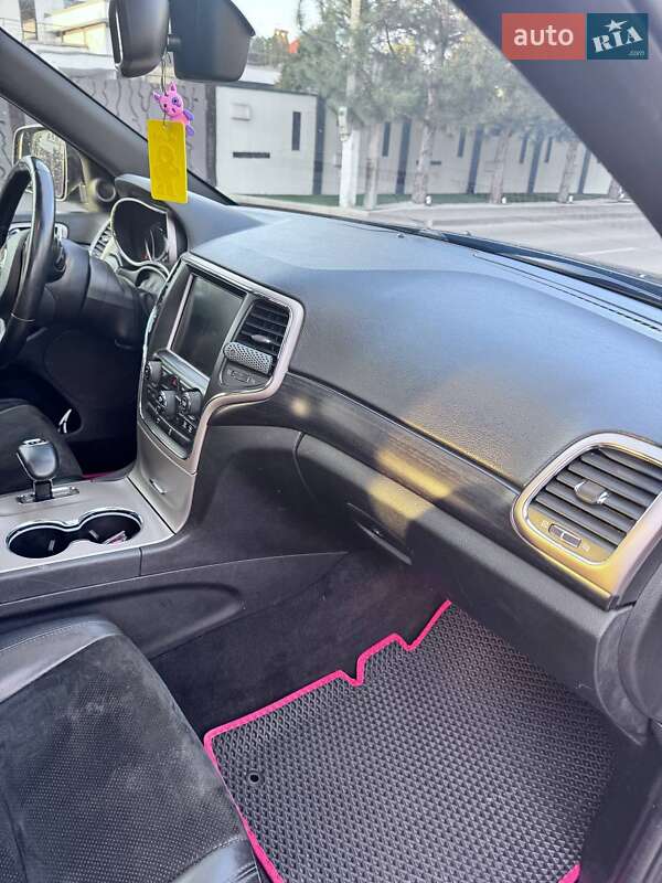 Внедорожник / Кроссовер Jeep Grand Cherokee 2014 в Киеве