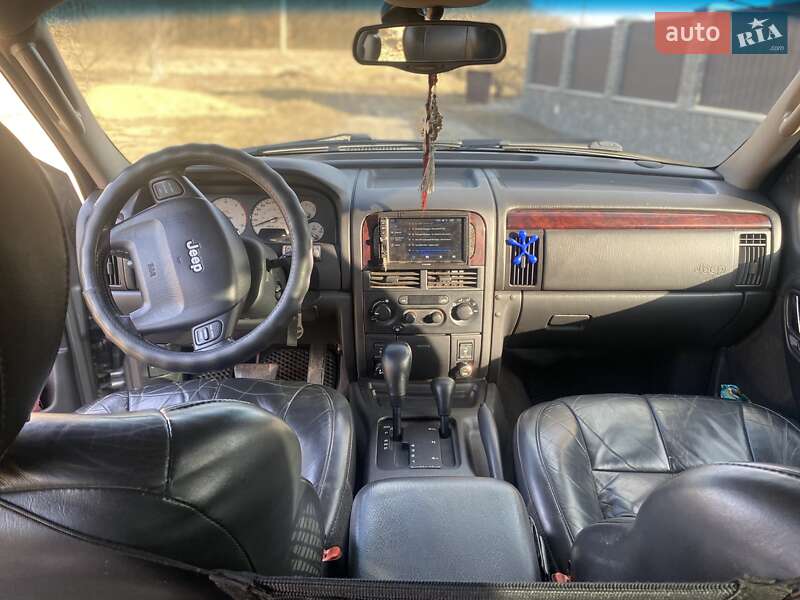 Внедорожник / Кроссовер Jeep Grand Cherokee 2004 в Гайсине