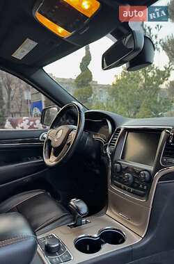 Внедорожник / Кроссовер Jeep Grand Cherokee 2013 в 