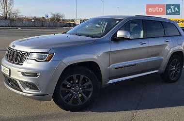Внедорожник / Кроссовер Jeep Grand Cherokee 2019 в 
