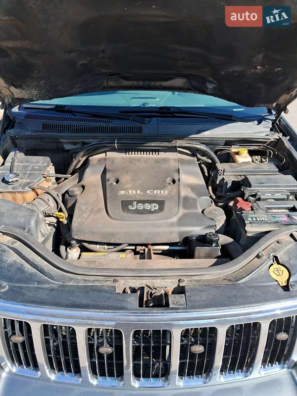 Внедорожник / Кроссовер Jeep Grand Cherokee 2006 в Луцке