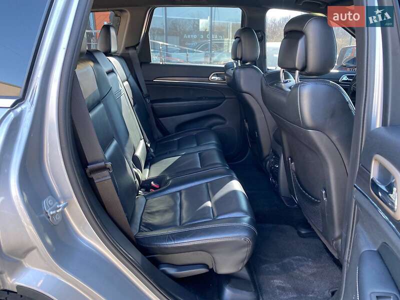 Позашляховик / Кросовер Jeep Grand Cherokee 2015 в Львові