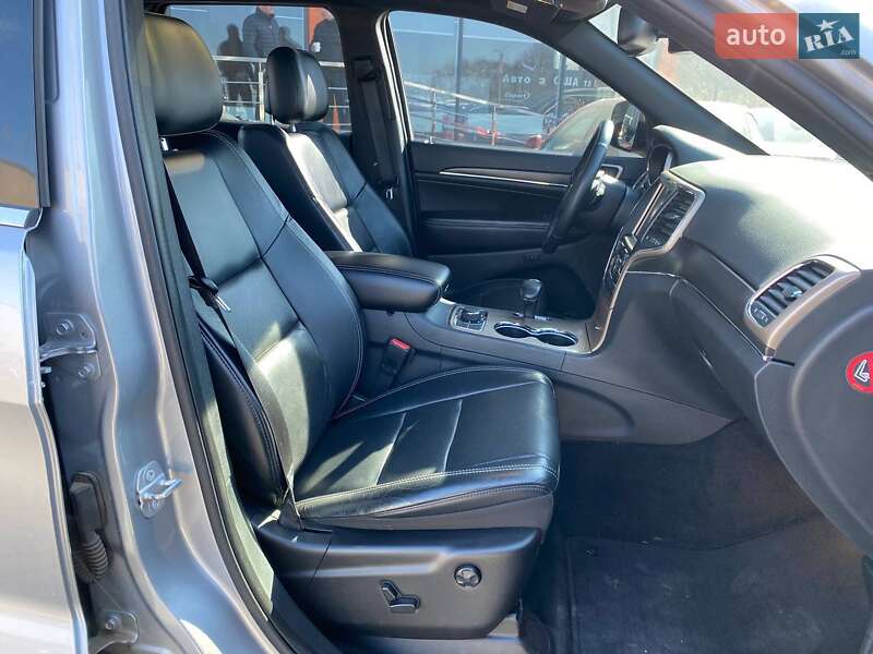 Позашляховик / Кросовер Jeep Grand Cherokee 2015 в Львові