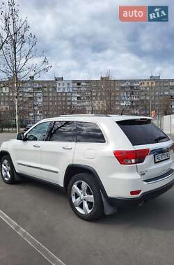 Позашляховик / Кросовер Jeep Grand Cherokee 2012 в 