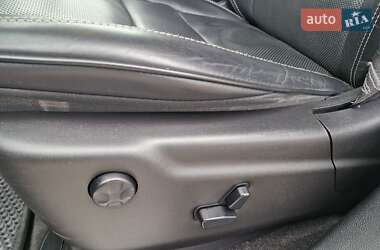 Позашляховик / Кросовер Jeep Grand Cherokee 2014 в 