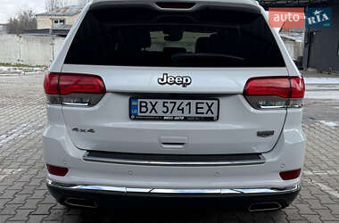 Позашляховик / Кросовер Jeep Grand Cherokee 2018 в 