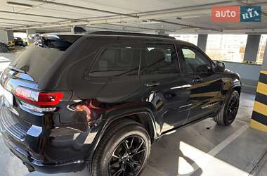 Внедорожник / Кроссовер Jeep Grand Cherokee 2019 в 