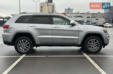 Внедорожник / Кроссовер Jeep Grand Cherokee 2020 в 