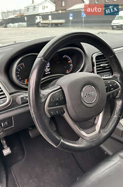 Внедорожник / Кроссовер Jeep Grand Cherokee 2020 в 