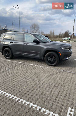 Внедорожник / Кроссовер Jeep Grand Cherokee 2022 в 