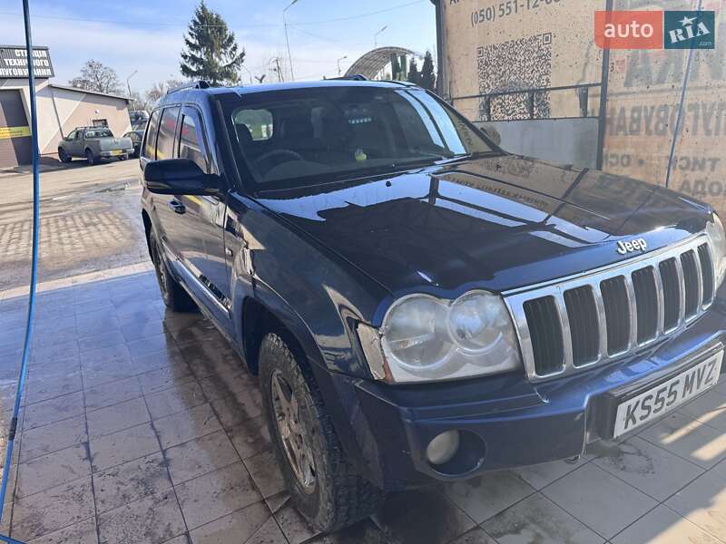 Позашляховик / Кросовер Jeep Grand Cherokee 2005 в 
