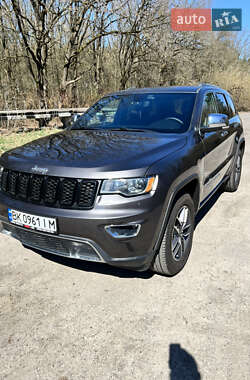 Внедорожник / Кроссовер Jeep Grand Cherokee 2019 в 