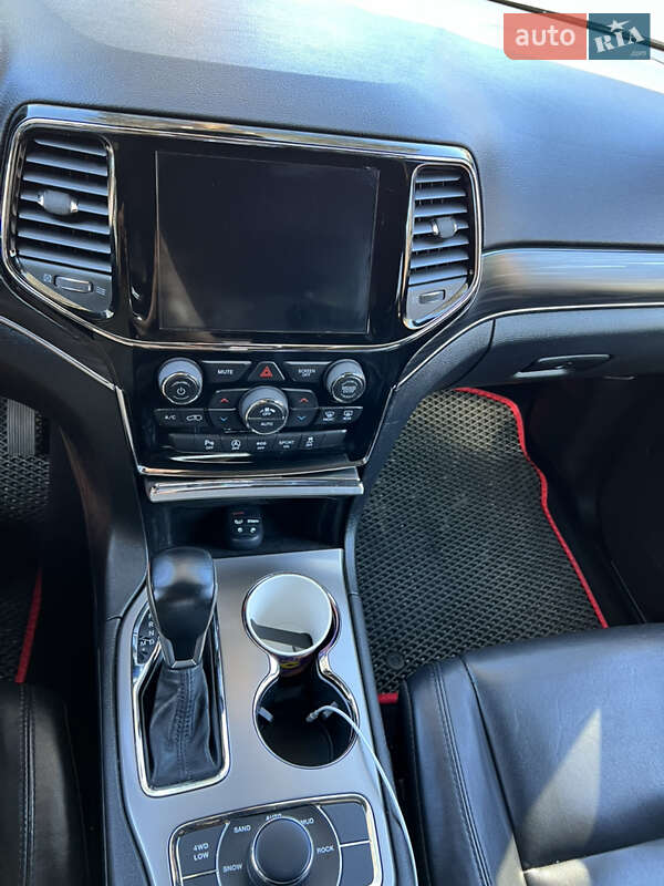 Внедорожник / Кроссовер Jeep Grand Cherokee 2019 в Ровно фото 32 Внедорожник / Кроссовер Jeep Grand Cherokee 2019 в Ровно