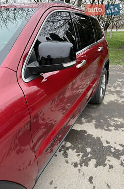 Позашляховик / Кросовер Jeep Grand Cherokee 2014 в 