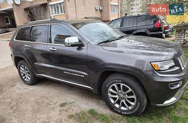 Позашляховик / Кросовер Jeep Grand Cherokee 2015 в 