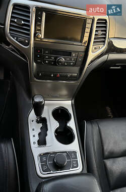 Внедорожник / Кроссовер Jeep Grand Cherokee 2011 в 