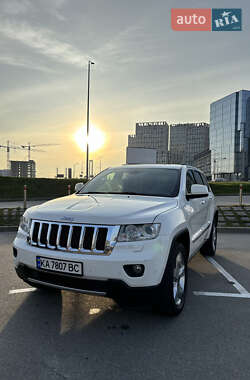 Внедорожник / Кроссовер Jeep Grand Cherokee 2011 в 