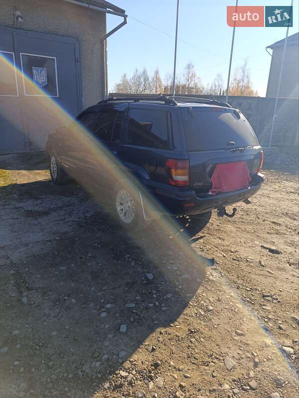 Внедорожник / Кроссовер Jeep Grand Cherokee 2003 в Берегомете