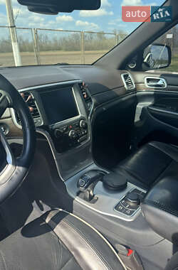 Внедорожник / Кроссовер Jeep Grand Cherokee 2013 в 