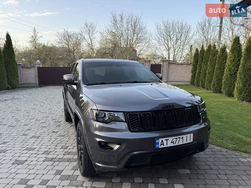 Позашляховик / Кросовер Jeep Grand Cherokee 2020 в Коломиї