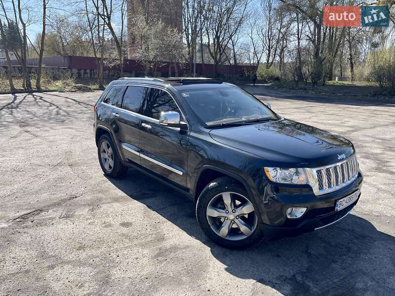 Внедорожник / Кроссовер Jeep Grand Cherokee 2011 в 