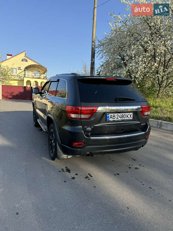 Внедорожник / Кроссовер Jeep Grand Cherokee 2011 в Виннице