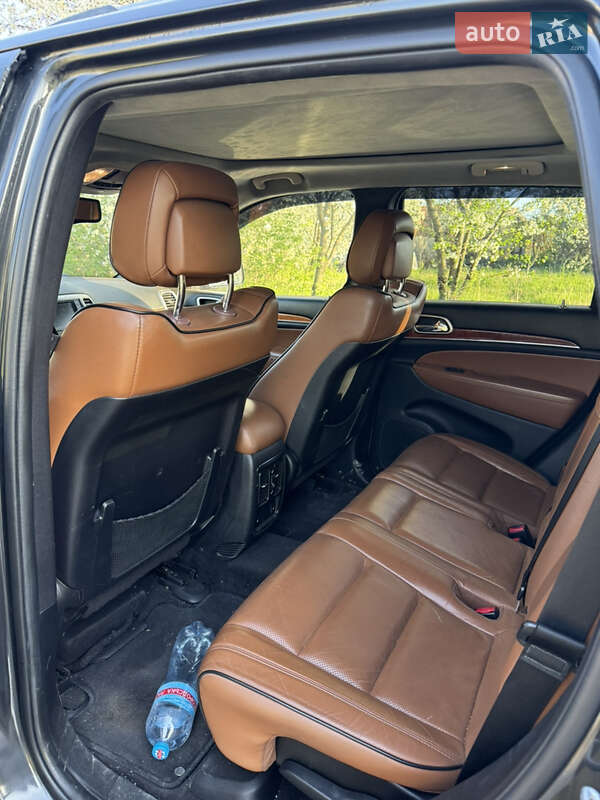 Внедорожник / Кроссовер Jeep Grand Cherokee 2011 в Виннице