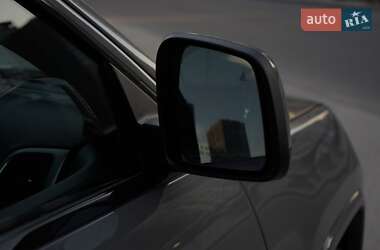 Внедорожник / Кроссовер Jeep Grand Cherokee 2020 в 