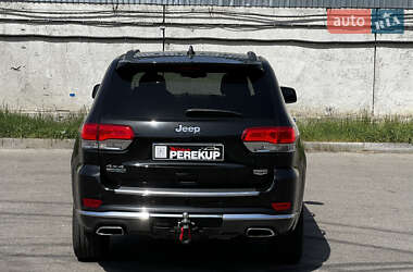 Внедорожник / Кроссовер Jeep Grand Cherokee 2015 в 
