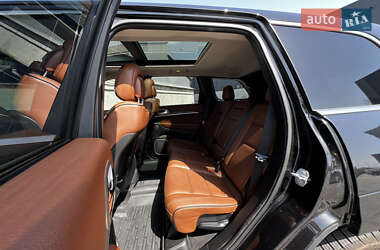 Внедорожник / Кроссовер Jeep Grand Cherokee 2015 в 