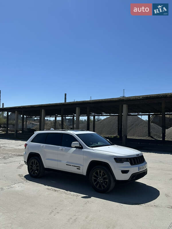 Позашляховик / Кросовер Jeep Grand Cherokee 2016 в Одесі фото 3 Позашляховик / Кросовер Jeep Grand Cherokee 2016 в Одесі