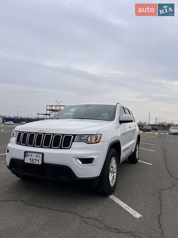 Внедорожник / Кроссовер Jeep Grand Cherokee 2019 в Киеве