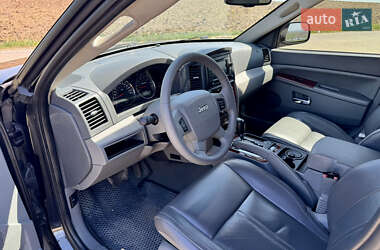 Позашляховик / Кросовер Jeep Grand Cherokee 2005 в 