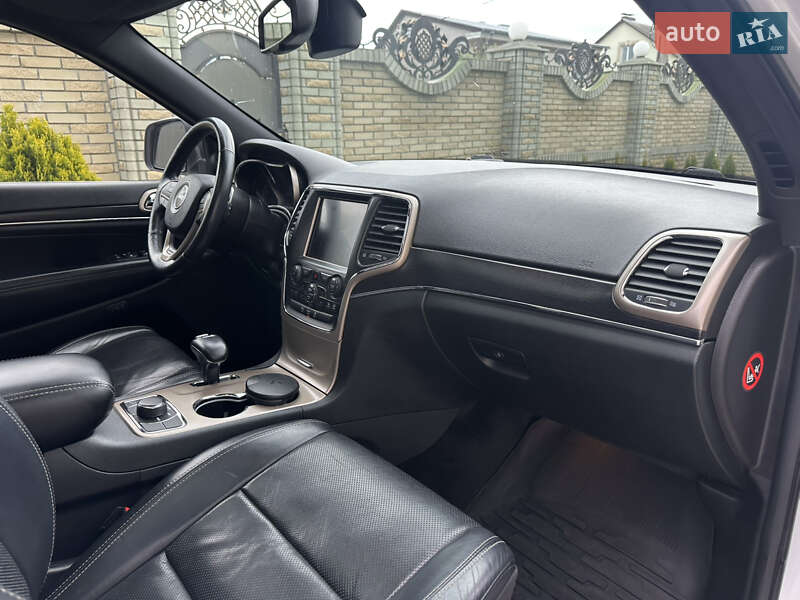 Внедорожник / Кроссовер Jeep Grand Cherokee 2014 в Тернополе