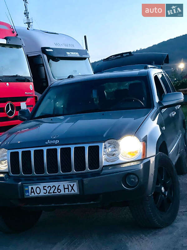 Позашляховик / Кросовер Jeep Grand Cherokee 2007 в 