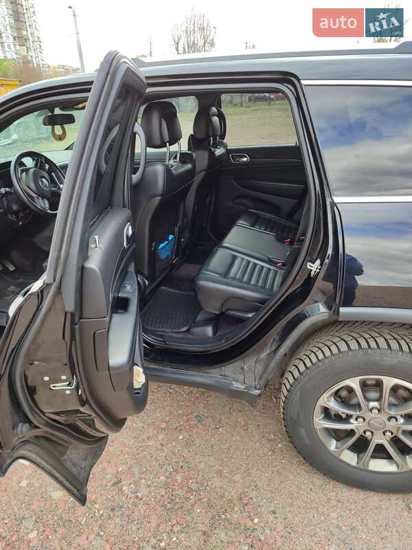 Внедорожник / Кроссовер Jeep Grand Cherokee 2018 в Киеве фото 5 Внедорожник / Кроссовер Jeep Grand Cherokee 2018 в Киеве