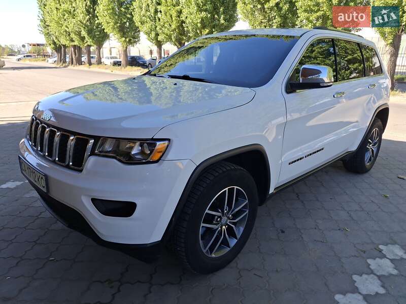 Внедорожник / Кроссовер Jeep Grand Cherokee 2018 в Черкассах