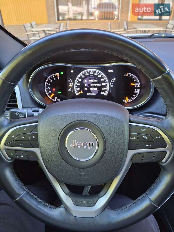 Внедорожник / Кроссовер Jeep Grand Cherokee 2018 в Черкассах