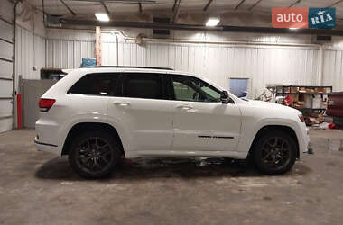 Внедорожник / Кроссовер Jeep Grand Cherokee 2020 в 