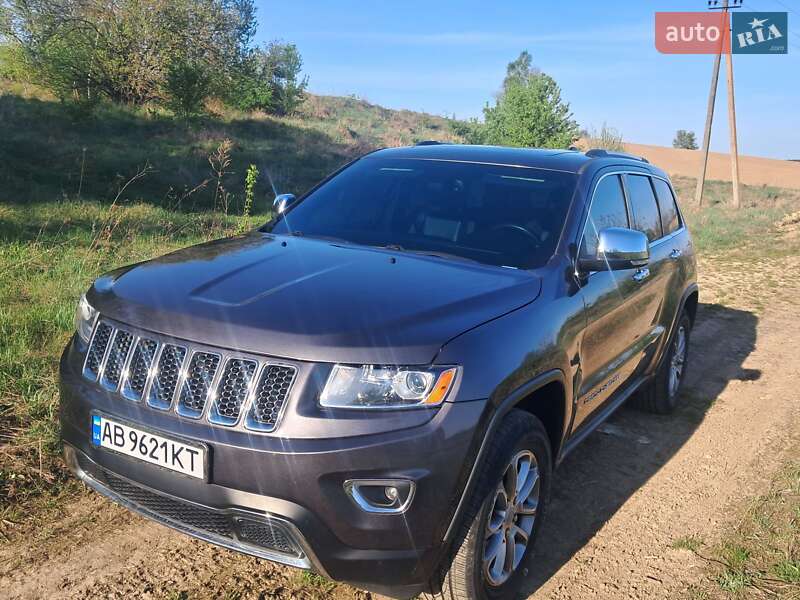 Позашляховик / Кросовер Jeep Grand Cherokee 2015 в 