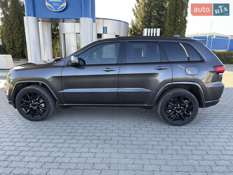 Внедорожник / Кроссовер Jeep Grand Cherokee 2021 в Жмеринке