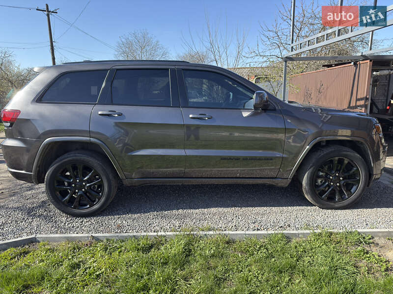 Внедорожник / Кроссовер Jeep Grand Cherokee 2021 в Жмеринке