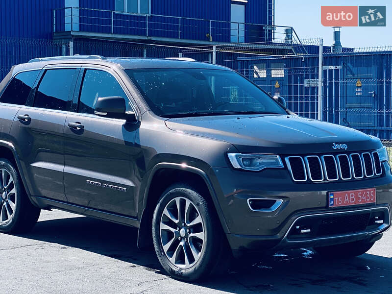 Внедорожник / Кроссовер Jeep Grand Cherokee 2017 в Виннице