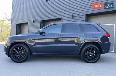 Позашляховик / Кросовер Jeep Grand Cherokee 2017 в 