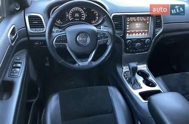 Позашляховик / Кросовер Jeep Grand Cherokee 2017 в 