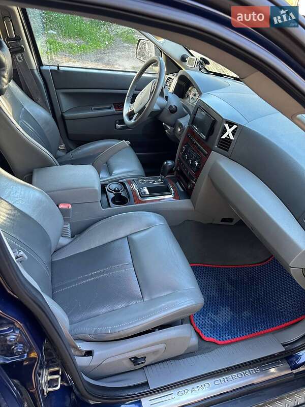 Внедорожник / Кроссовер Jeep Grand Cherokee 2006 в Андреевке фото 8 Внедорожник / Кроссовер Jeep Grand Cherokee 2006 в Андреевке