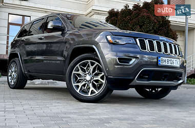 Позашляховик / Кросовер Jeep Grand Cherokee 2018 в 