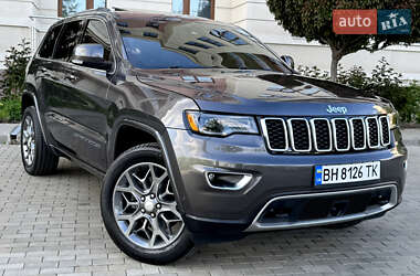 Позашляховик / Кросовер Jeep Grand Cherokee 2018 в 