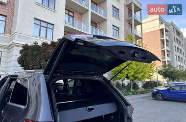 Позашляховик / Кросовер Jeep Grand Cherokee 2018 в 