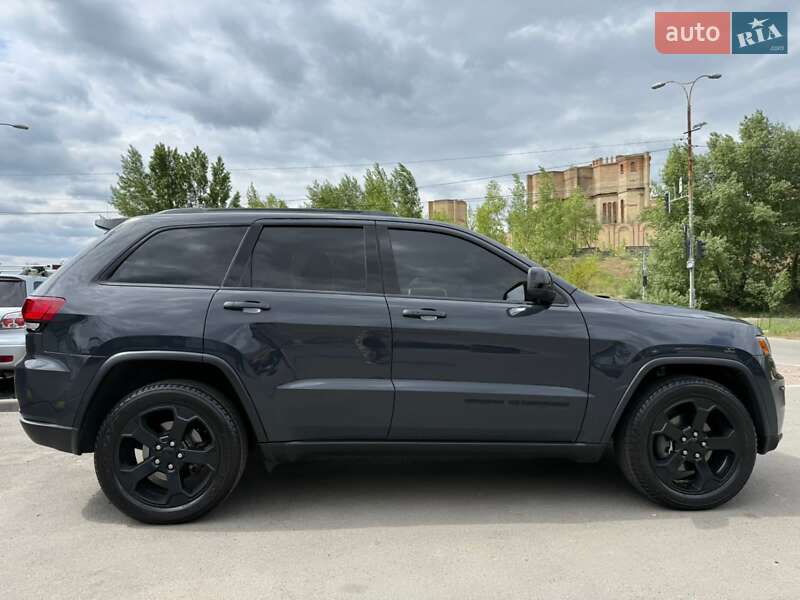 Позашляховик / Кросовер Jeep Grand Cherokee 2018 в Києві